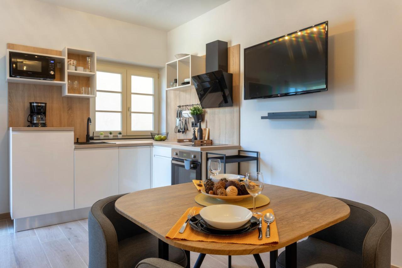 Apartament Teona Luxury With Jacuzzi And Terrace Sea View Sali