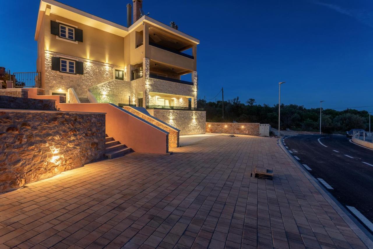 Teona Luxury With Jacuzzi And Terrace Sea View *