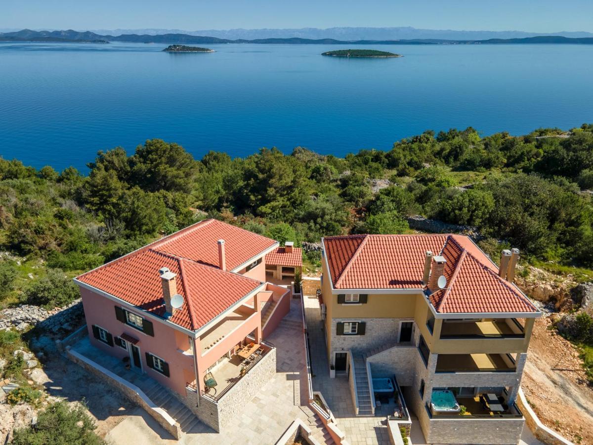 Teona Luxury With Jacuzzi And Terrace Sea View Sali
